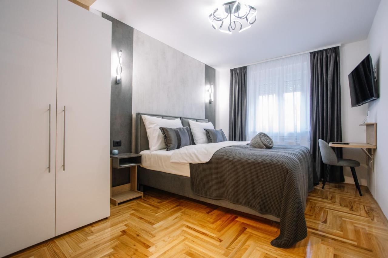 Apartments Hana City Center リヴノ エクステリア 写真