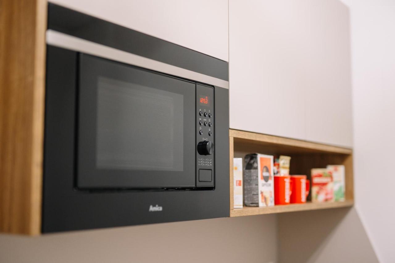 Apartments Hana City Center リヴノ エクステリア 写真